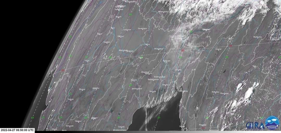 মধ্য ও উত্তর ভারত ও বাংলাদেশের আকাশ প্রায় মেঘমুক্ত।